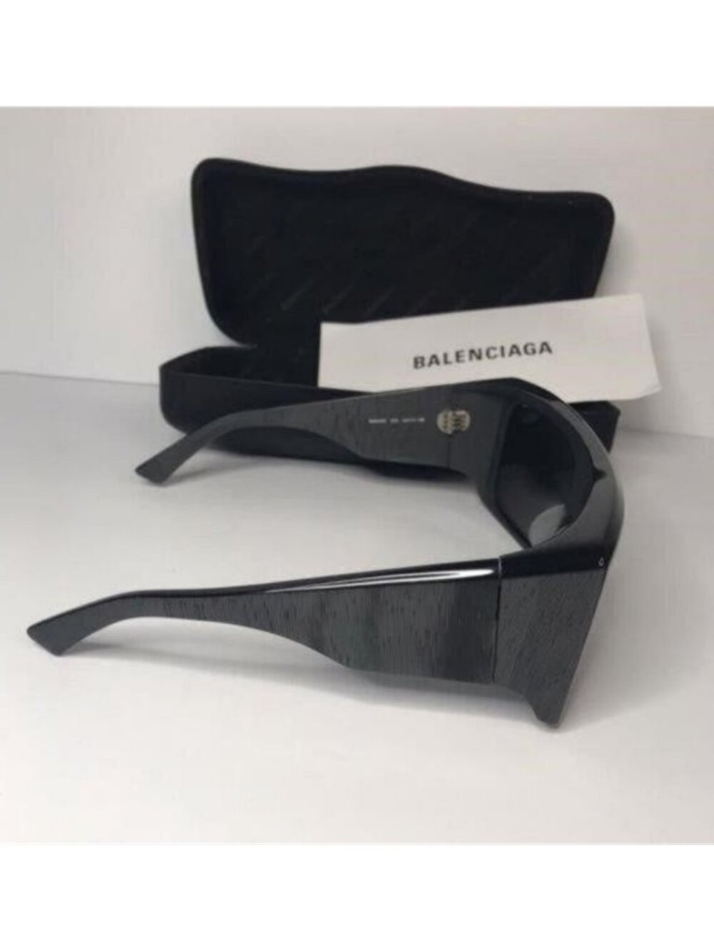 Original Balenciaga Black BB0002S Shield Sunglasses - Picture 3 of 10